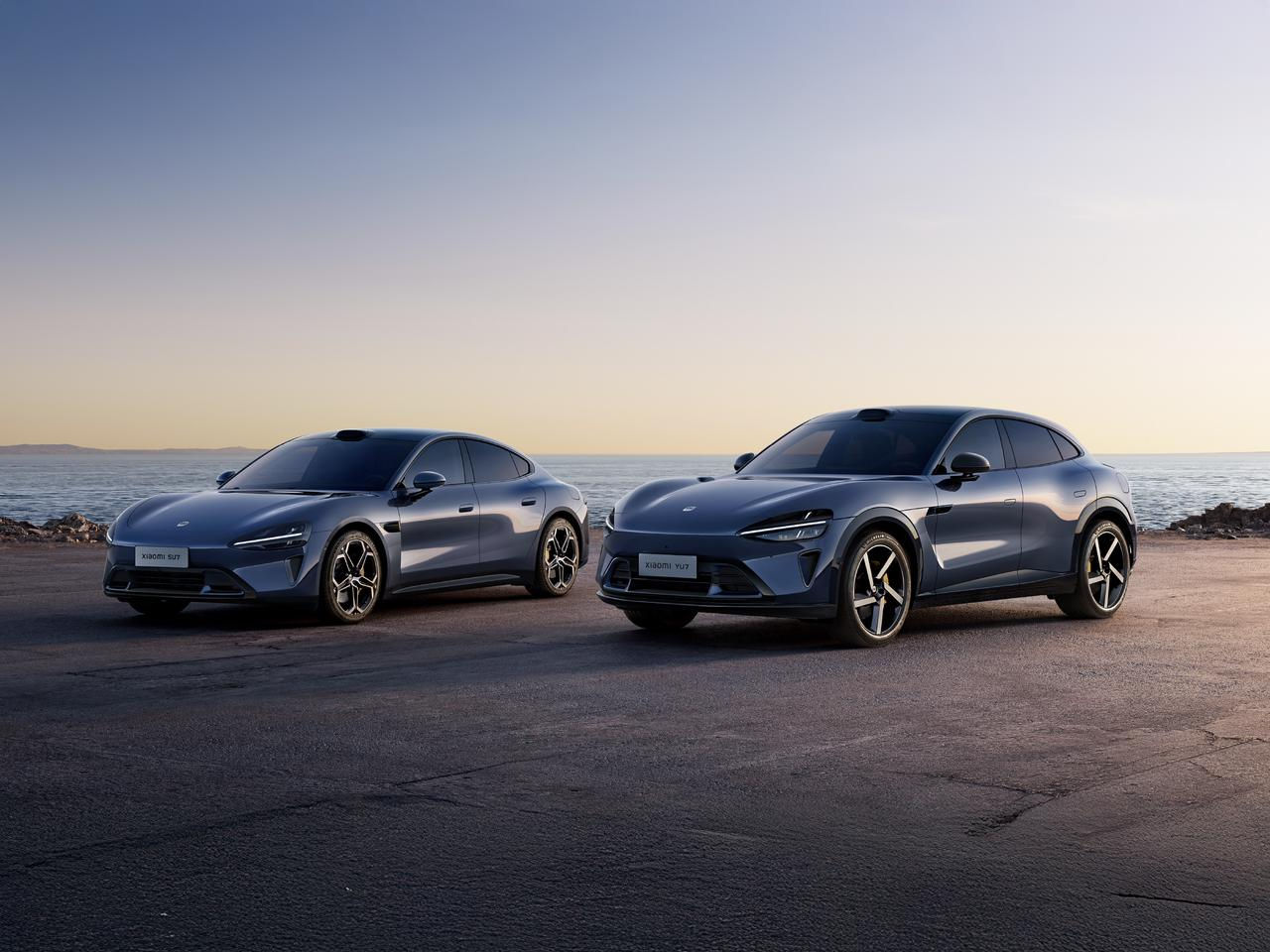 Xiaomi SU7 and YU7 electric vehicles side by side
